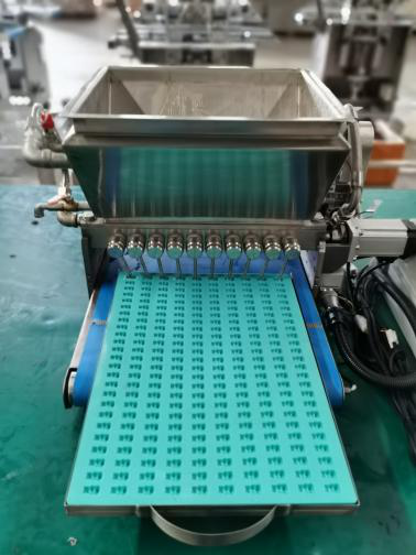 Small Mini Vitamin Manufacture Automatic Production Part Fruit Jelly Bean Gummy Candy Depositor Make Machine